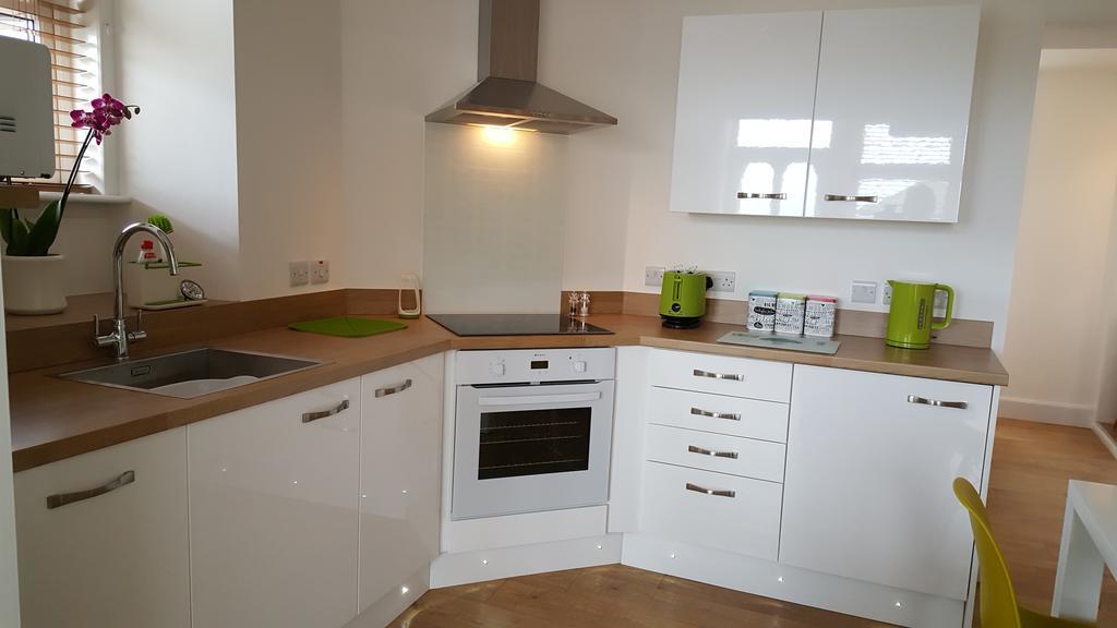 Tighnabruaich Annex * Lossiemouth