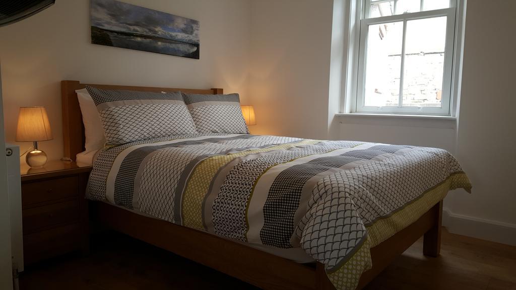 Tighnabruaich Annex *